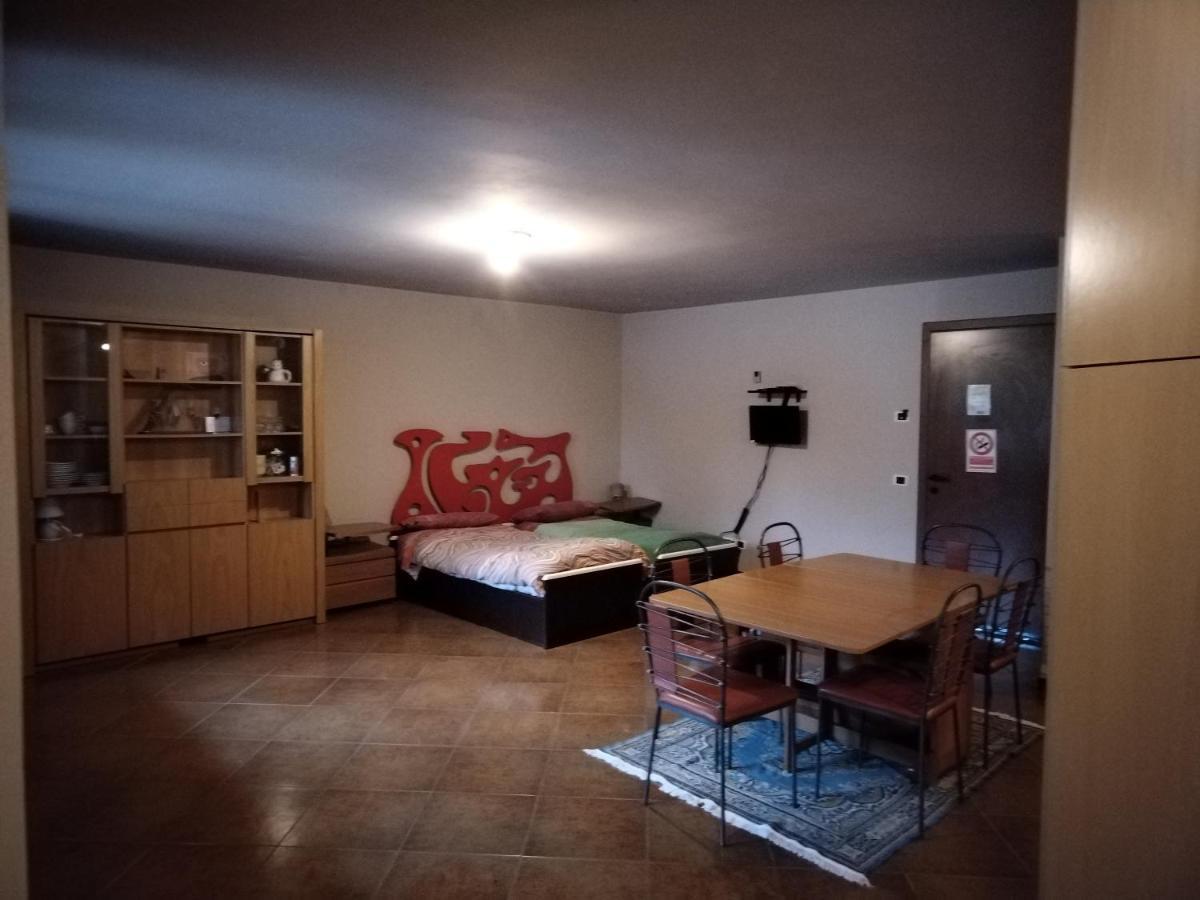 Bed & Breakfast Viadelgolf41 Carimate Exterior foto